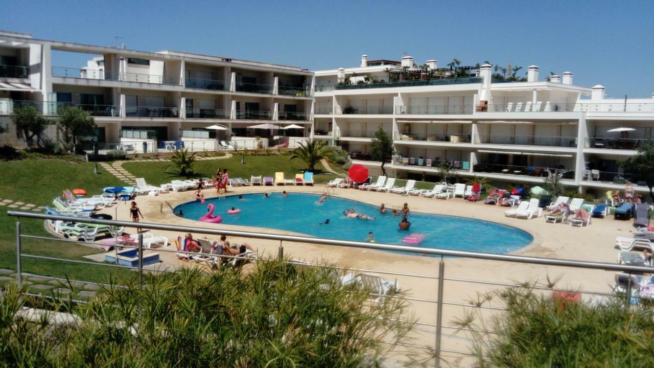 Appartement Oasis In Olhos De Agua à Branqueira Extérieur photo